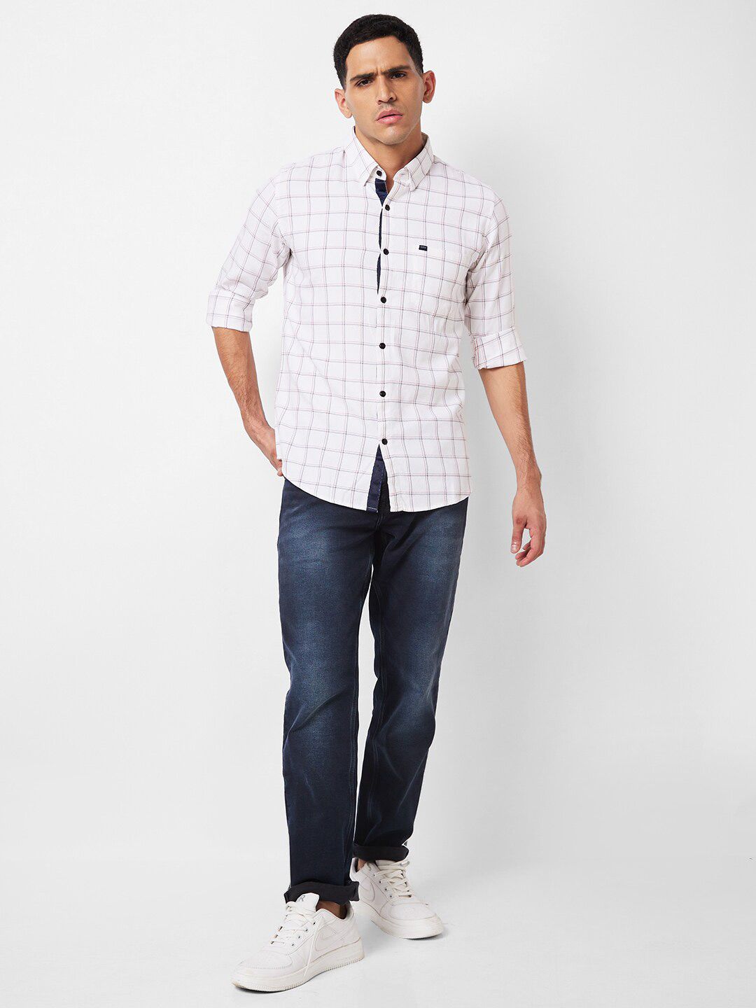 SPYKAR Slim Fit Windowpane Checks Opaque Cotton Casual Shirt