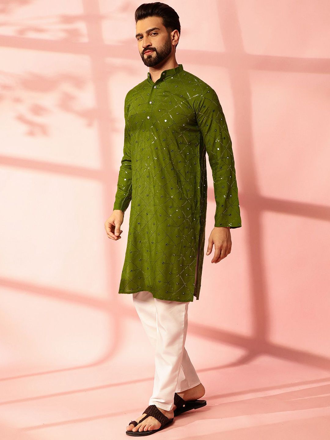 Anouk Geometric Embellished Mirror Work Cotton Straight Kurta