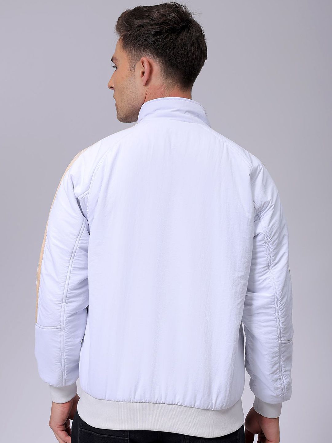 The Indian Garage Co Men Quilted Jacket