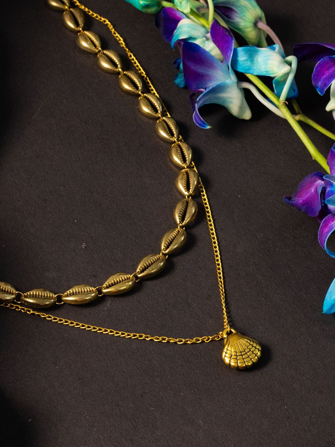 Kalung Minimal Cangkang Bersalut Emas PANASH