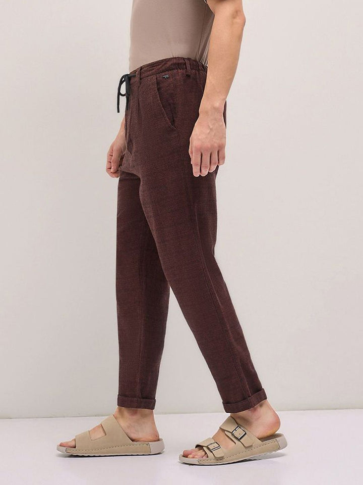 THE BEAR HOUSE Men Textured Tapered Fit Pleated Chinos Trousers