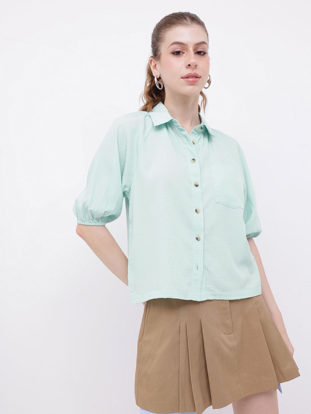 DressBerry Tranquil and Timeless Seersucker Relaxed Fit Shirt