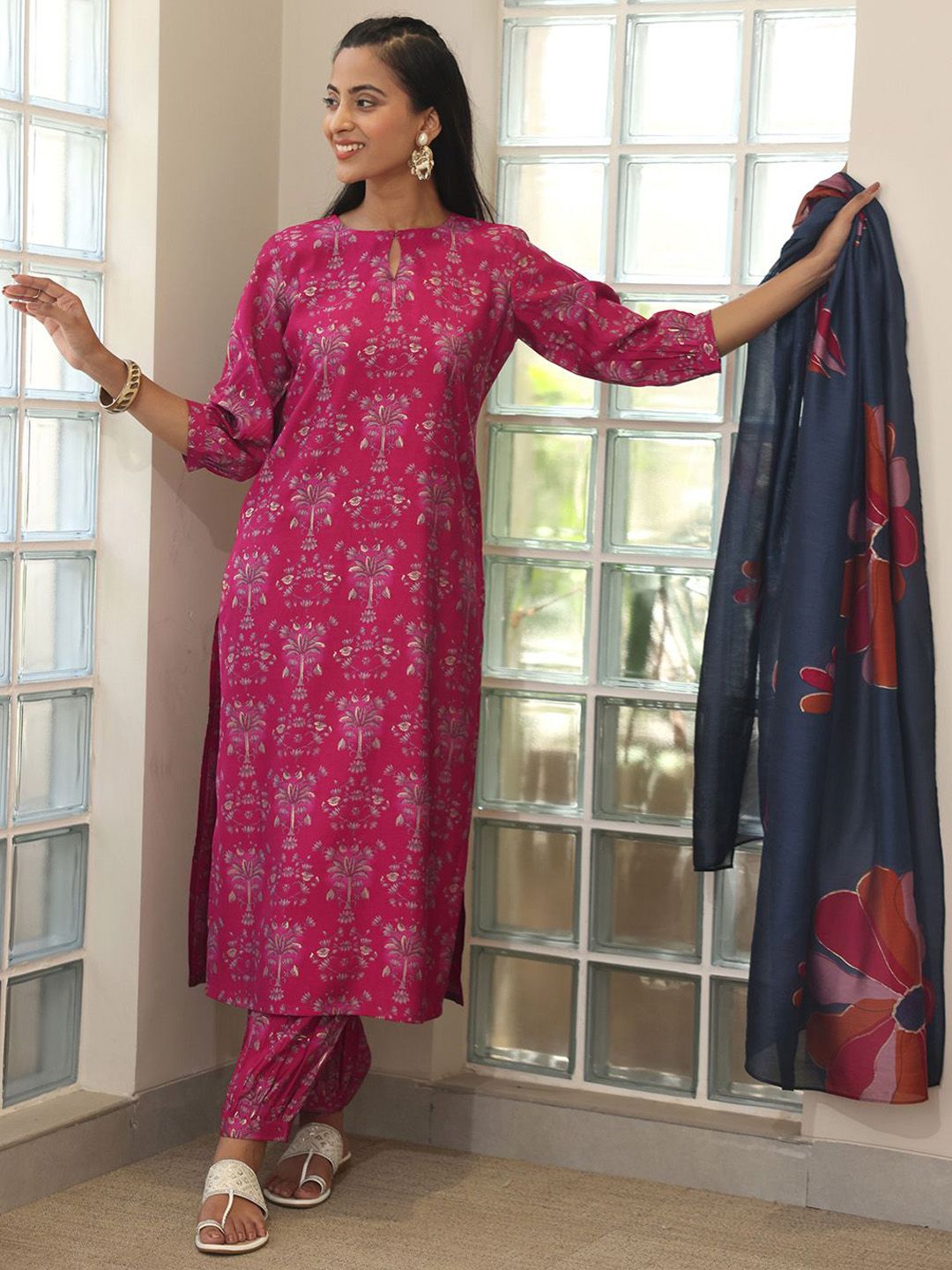 Libas Floral Printed Keyhole Neck Straight Kurta With Salwar & Dupatta