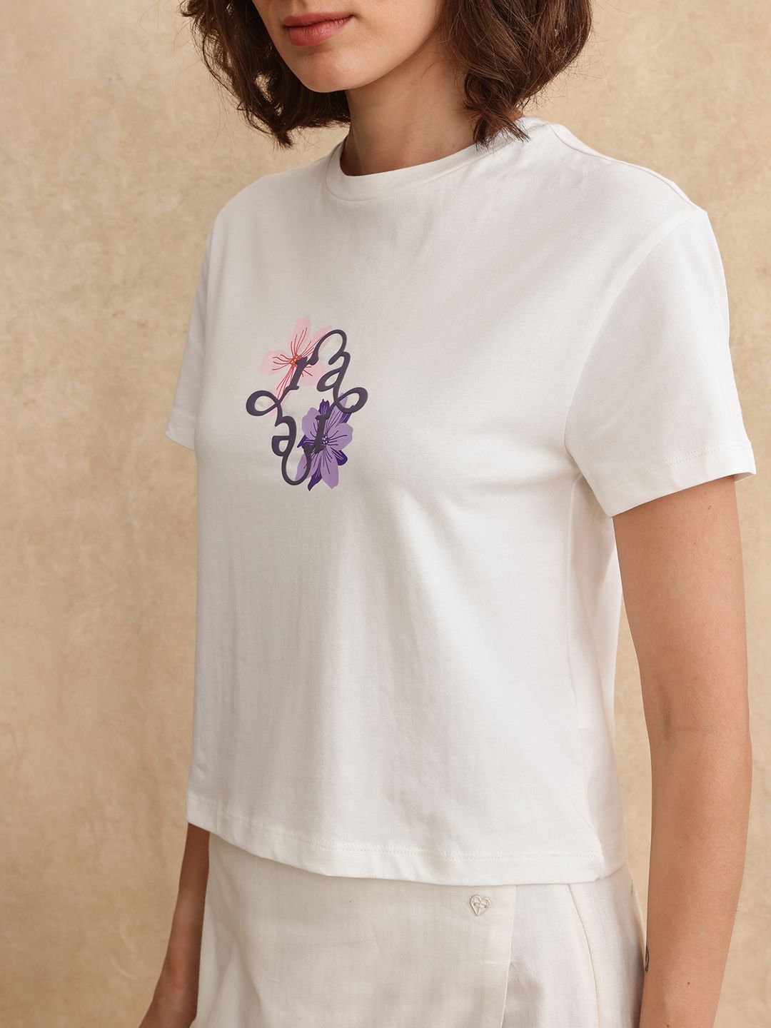 T-Shirt Poket Wanita yang Rareism Printed