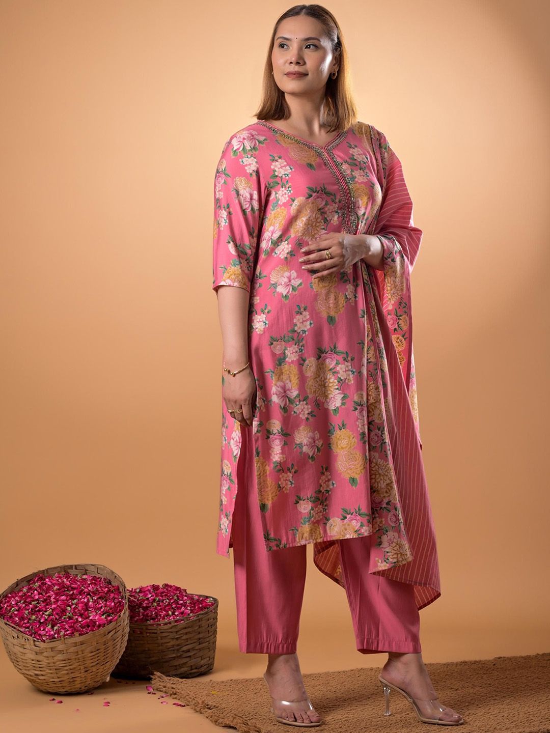 Mamicha Women Embroidered Regular Thread Work Pure Cotton Kurta with Palazzos With Dupatta