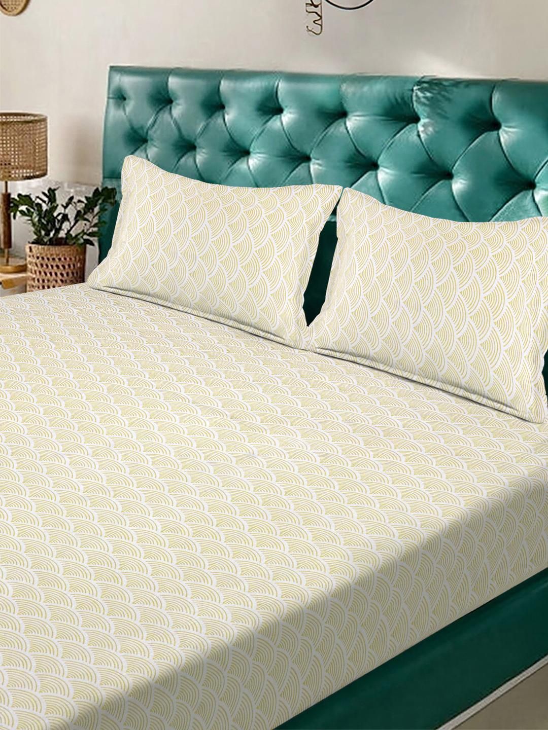 KLOTTHE Beige Geometric Printed Polycotton Fitted 300 TC Bedsheet & 2 Pillow Covers