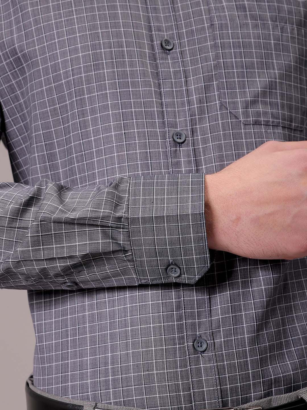 The Indian Garage Co. X Luxe Men Spread Collar Micro Checked Slim Fit Formal Shirt
