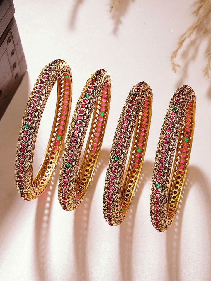 Set Karatcart dari 4 gelang tradisional Kundan berlapis emas