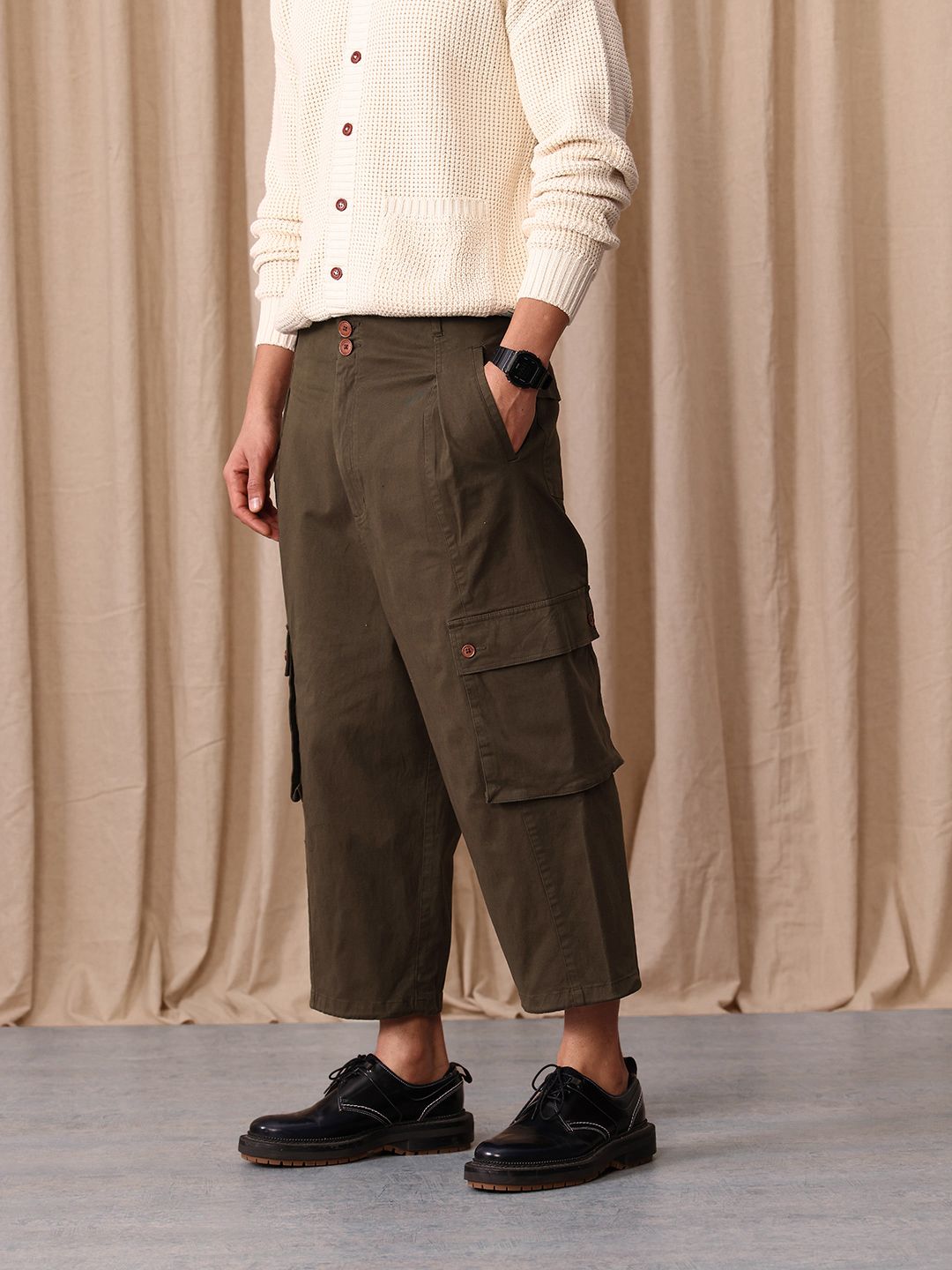 Mr Bowerbird Men Oversized Fit Pleated Trousers