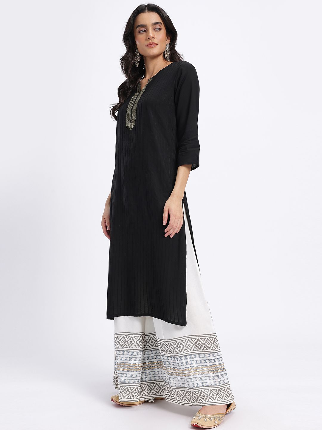 Anouk Yoke Design Panelled Kurta with Floral Printed Palazzos & Dupatta