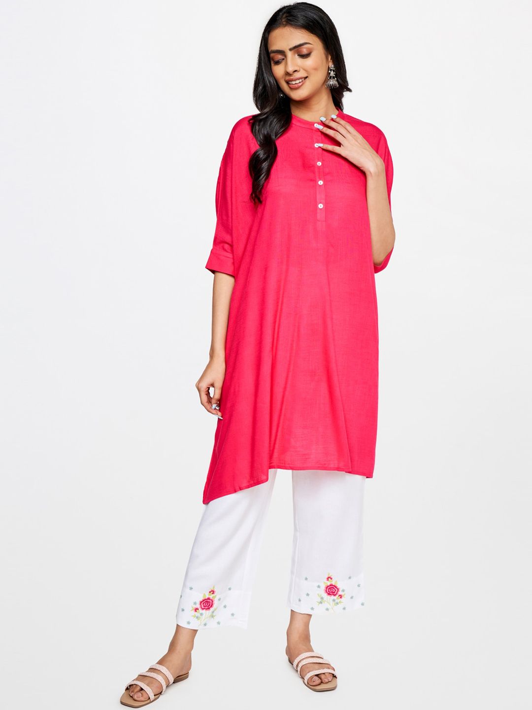 Global Desi Women Mid Rise Plain Straight Fit Trousers
