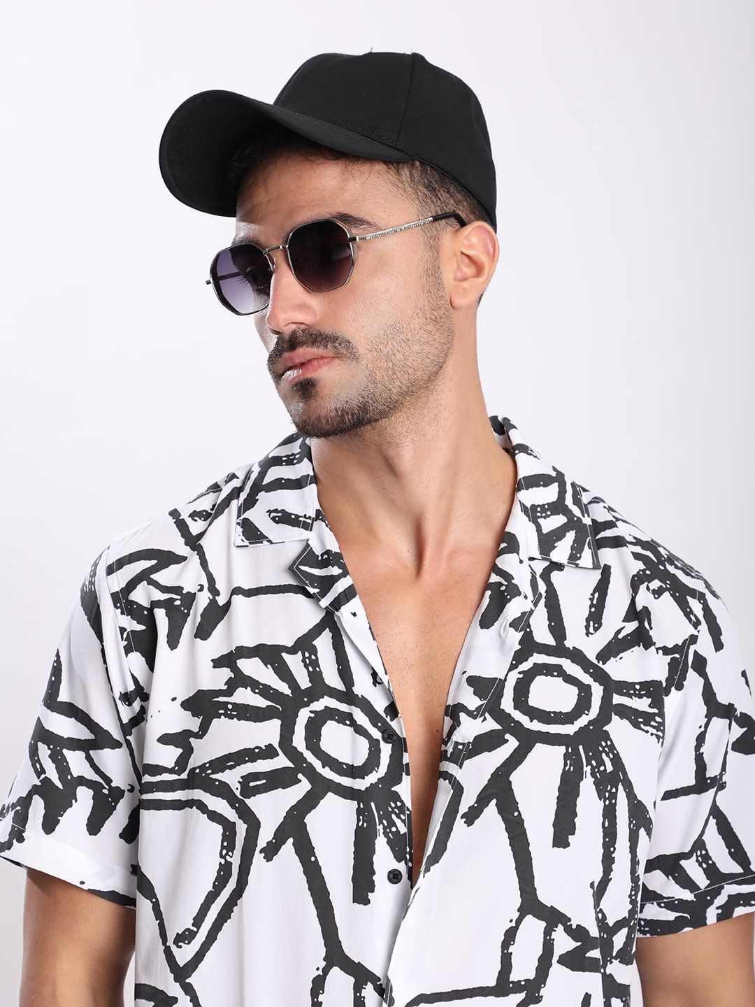 Bene Kleed Men Abstract Printed Cuban Collar Casual Shirt