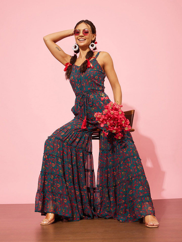 Quiero bercetak culotte jumpsuit dengan ruffles