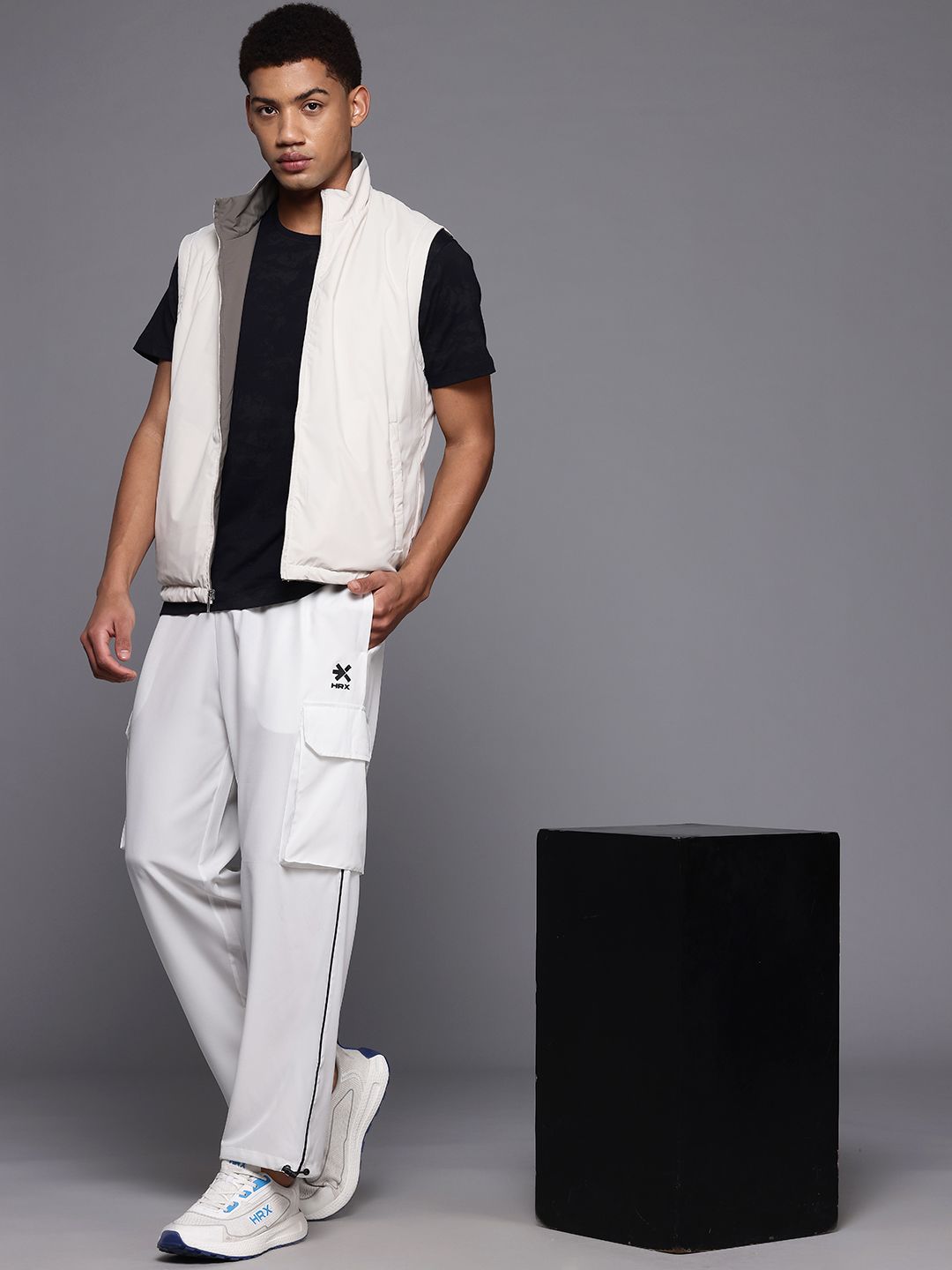 HRX by Hrithik Roshan Lifestyle Men Cargo-Style Joggers