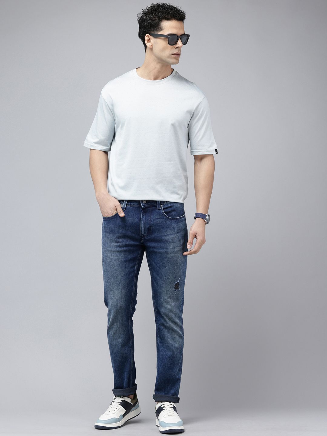SPYKAR Men Rover Fit Light Fade Low Distress Light Fade Stretchable Jeans