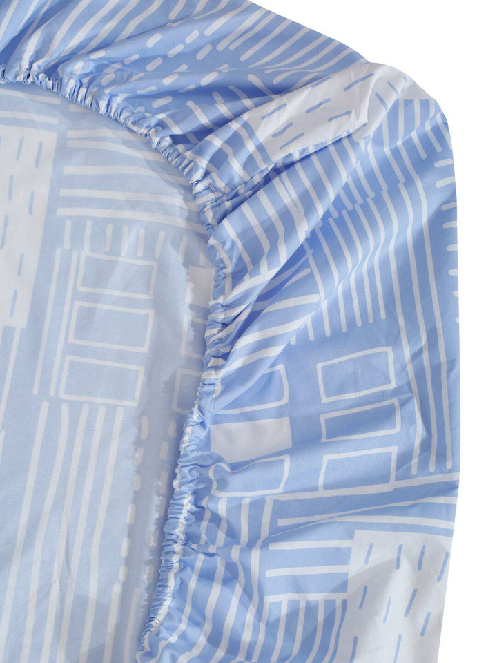KLOTTHE Blue Geometric Patterned 300 TC Fitted King Bedsheet With 2 Pillow Covers