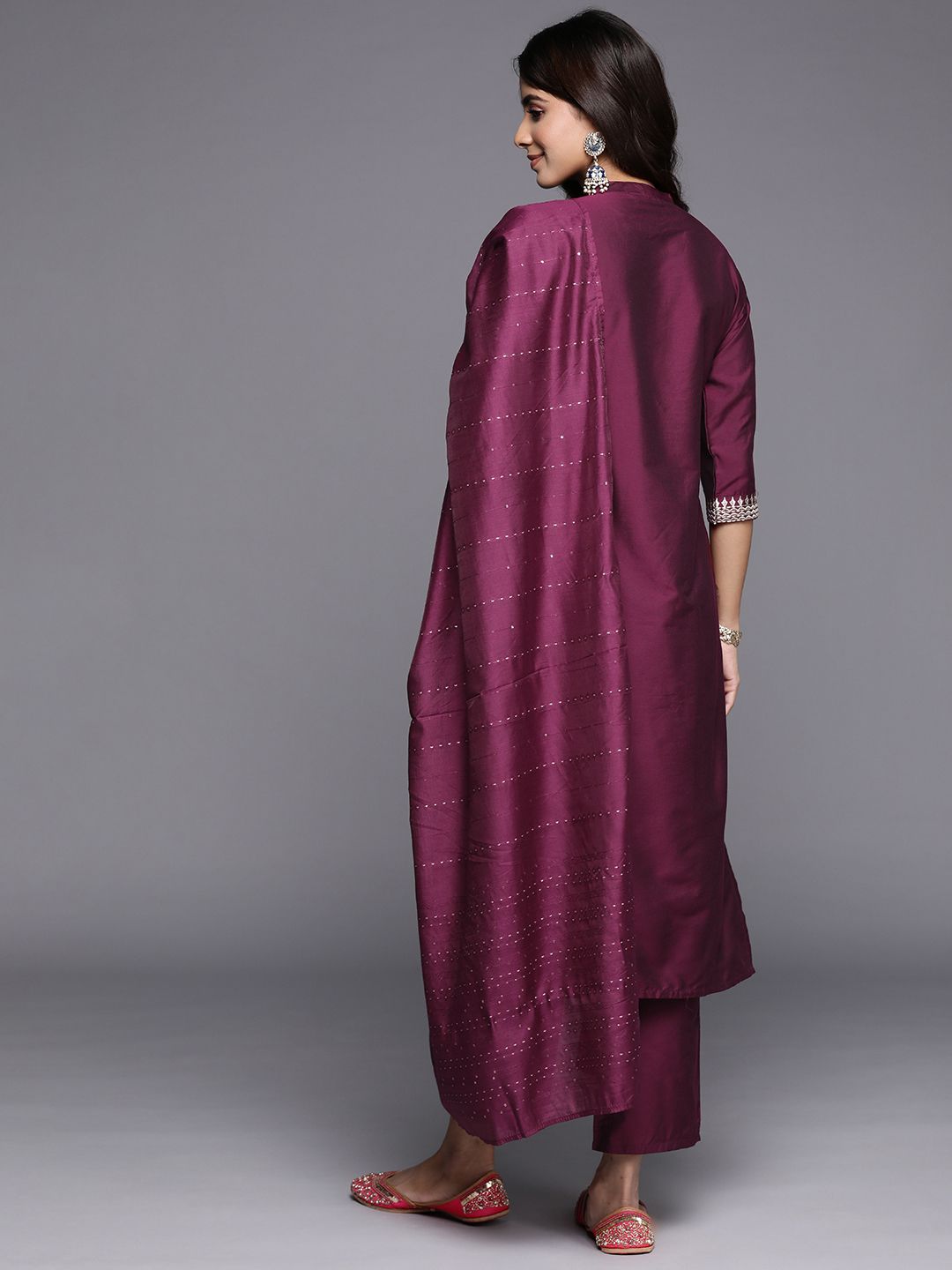 Gerua oleh Libas Wanita Motif Etnik Bersulam Kurta biasa dengan seluar dengan Dupatta