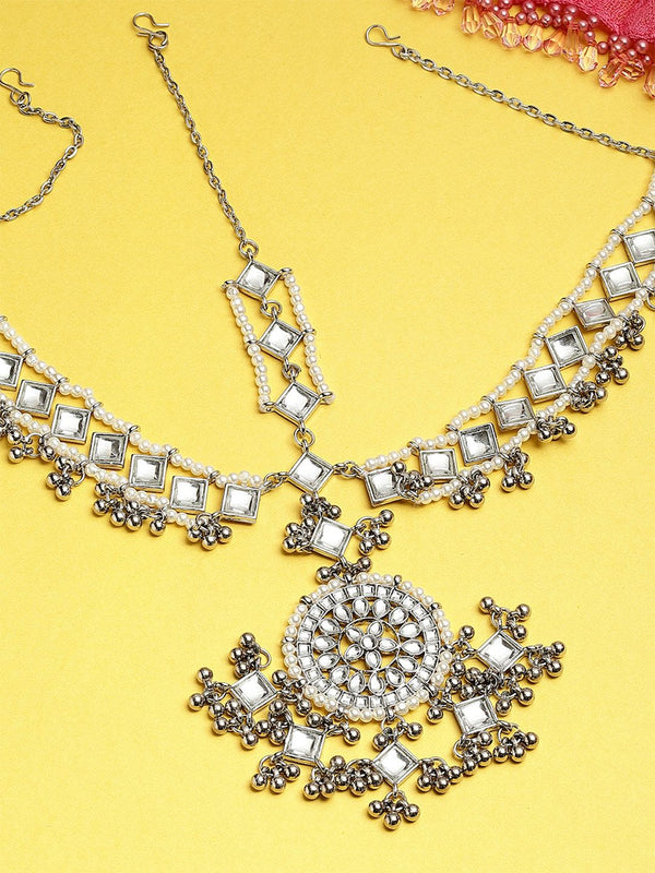 KARATCART Oxidized Silver-Plated White Kundan-Studded Matha Patti