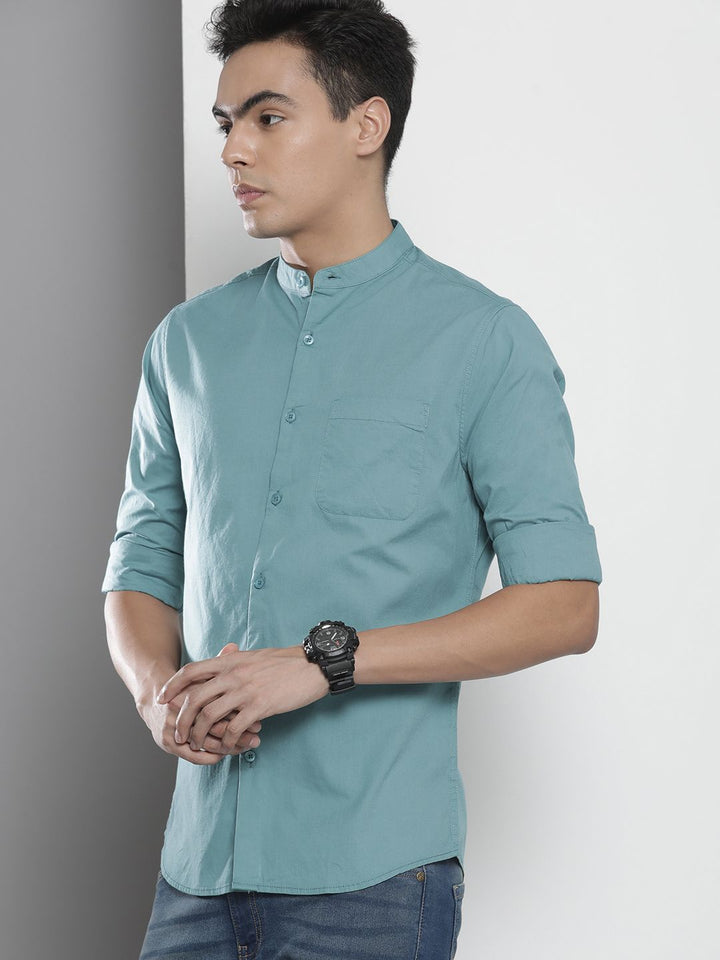 The Indian Garage Co Men Blue Solid Casual Shirt