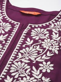 Indo Era Women Floral Embroidered Thread Work Kurta
