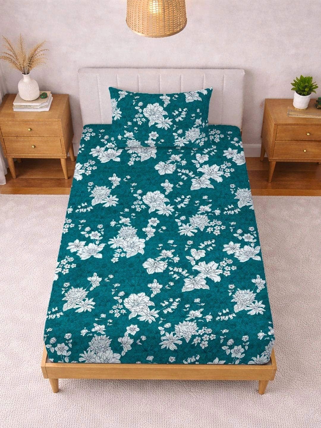 Myntra Elegant Homes Green & White Floral 300 TC Cadar Tempat Tidur Single dengan 1 Sarung Bantal