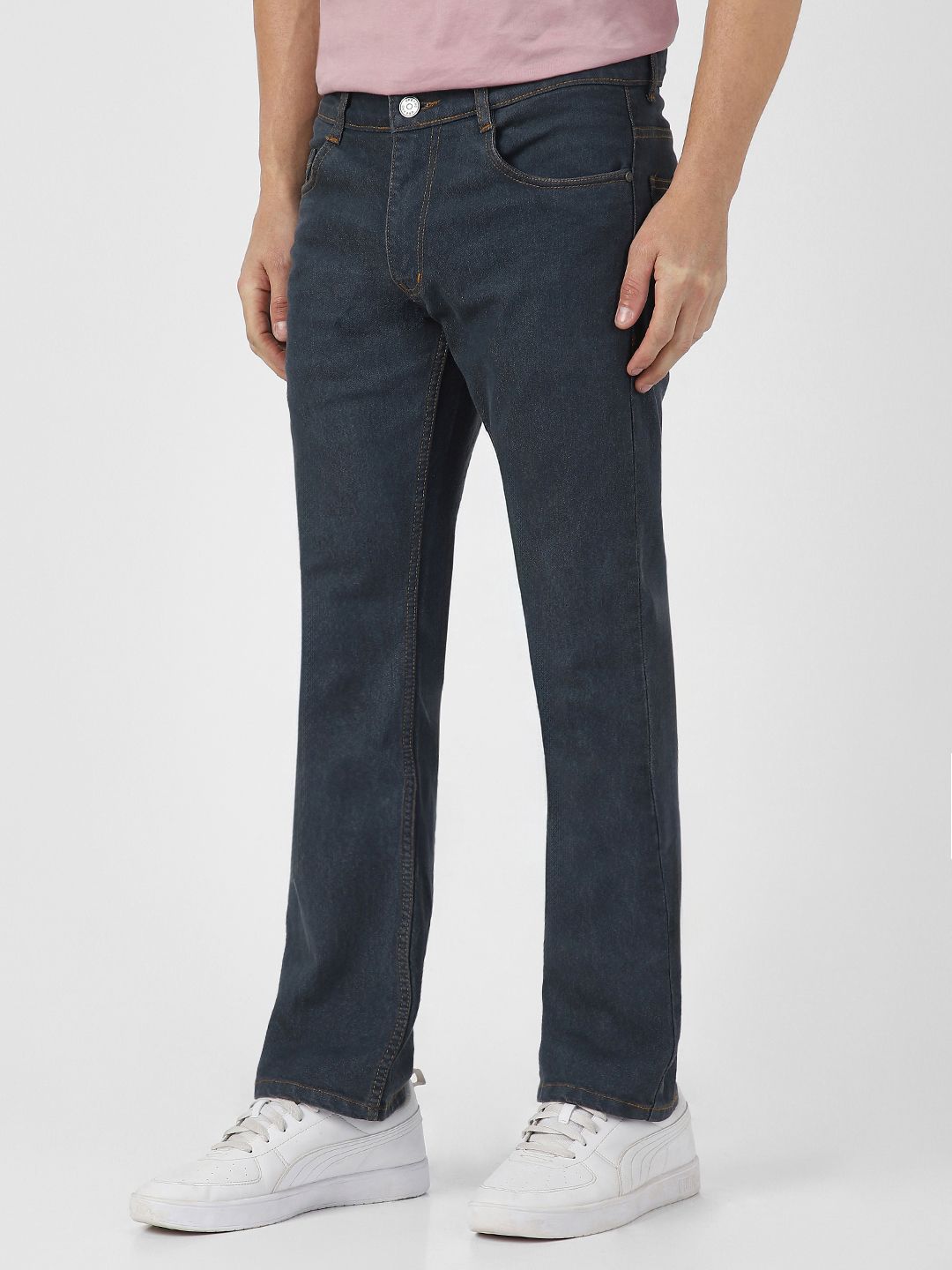 Urbano Fashion Men Mid Rise Light Fade Stretchable Bootcut Jeans