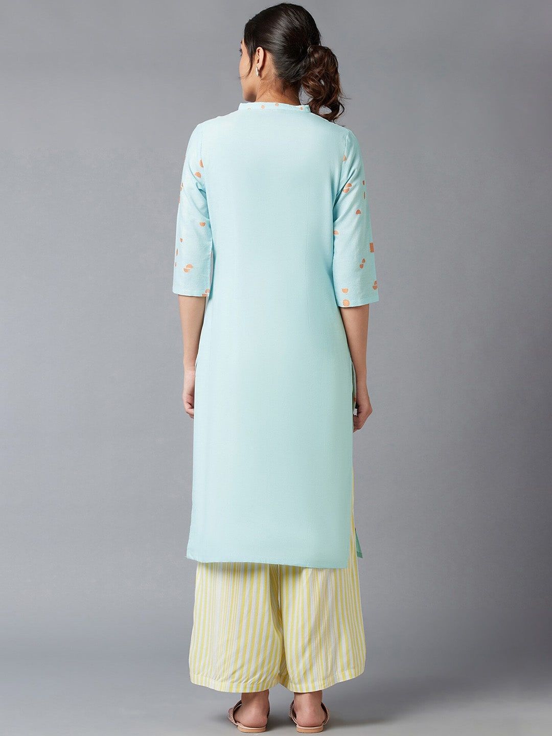 W Women Blue & Brown Printed Kurta