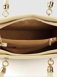 Lino Perros Off-White Solid Handheld Bag