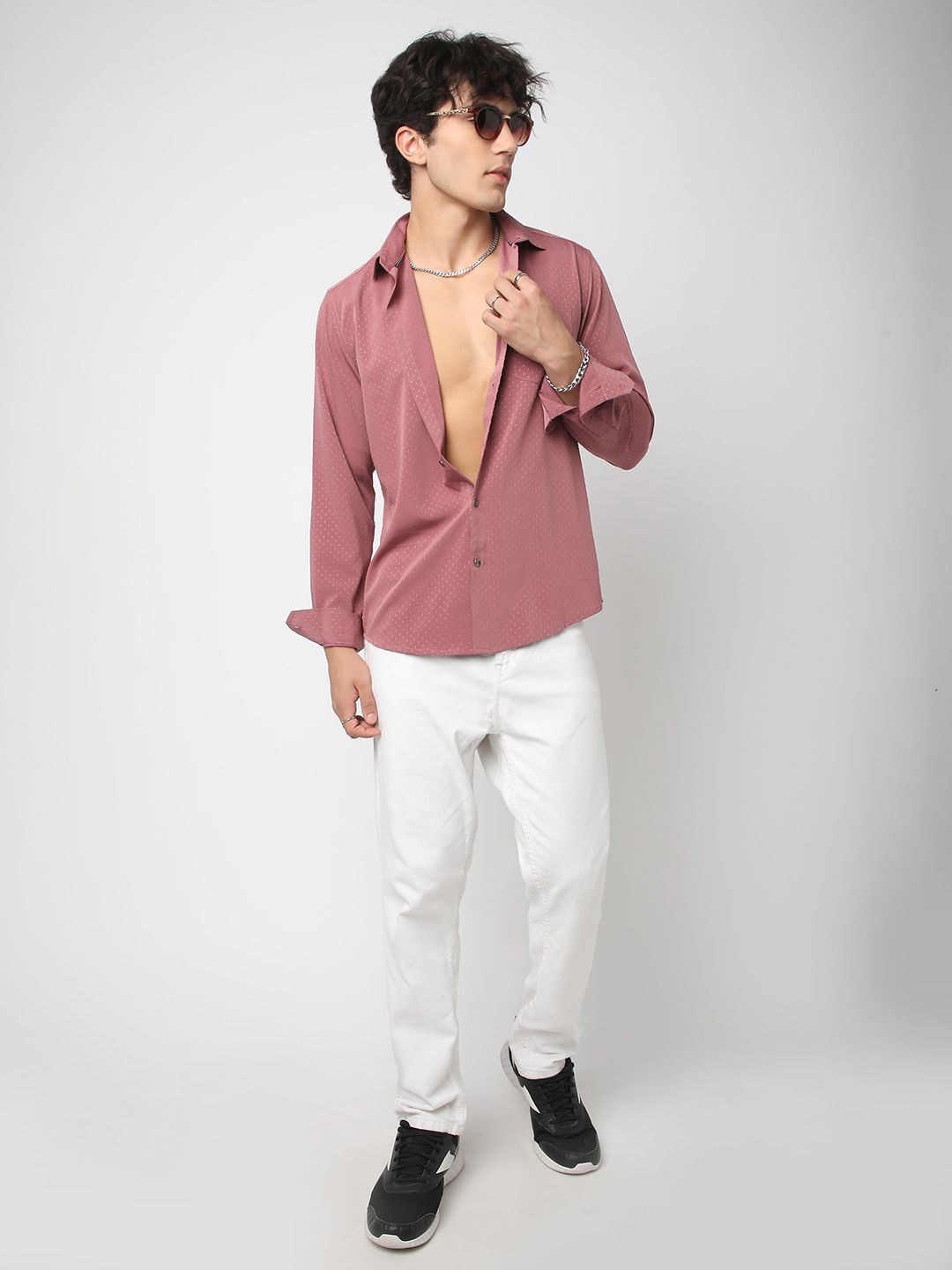 VASTRADO Men Classic Slim Fit Opaque Casual Shirt