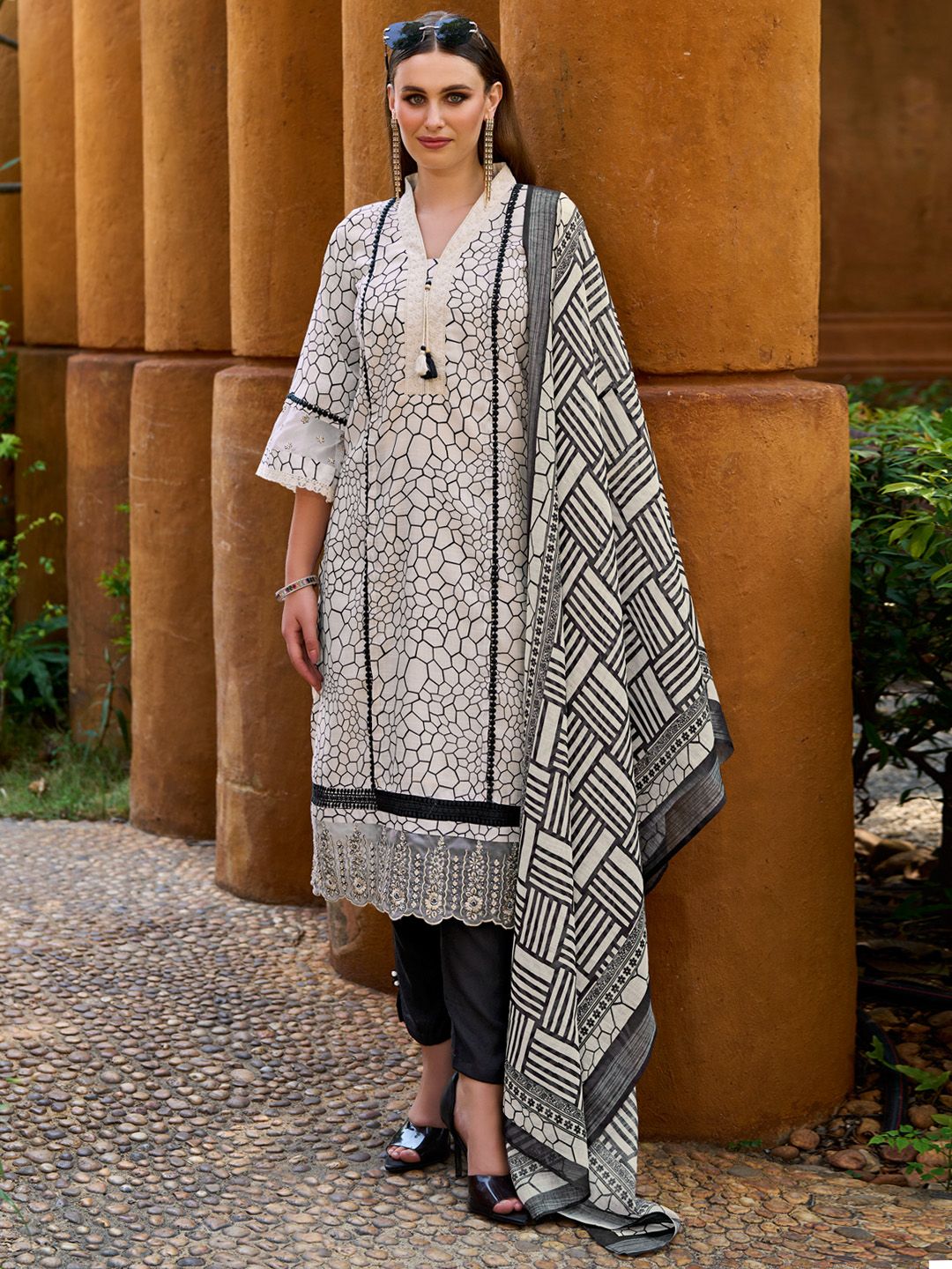 Indo Era Geometric Printed Regular Thread Work Pure Cotton Kurta with Trousers & Dupatta