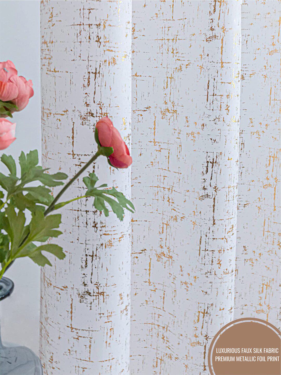 URBAN SPACE White & Gold-Toned Black Out Long Door Curtain