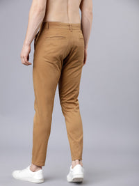 HIGHLANDER Men Brown Tapered Fit Solid Chinos