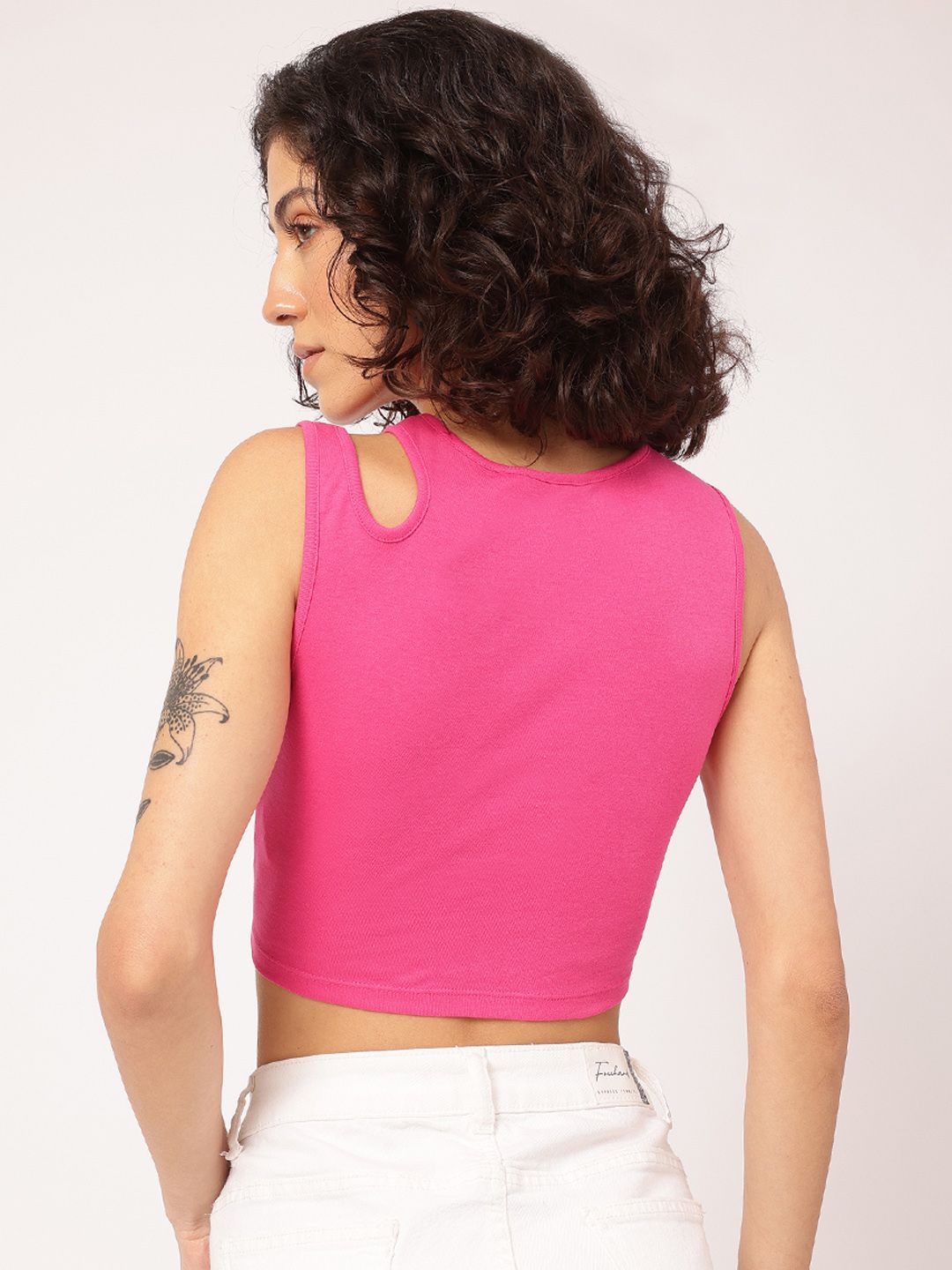 DressBerry Subtle & Trendy Cut-Out Sleeveless Crop Top