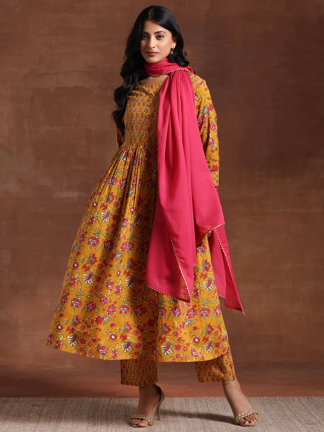 Libas Floral Printed Round Neck Three-Quarter Sleeves Pure Cotton Kurta Set