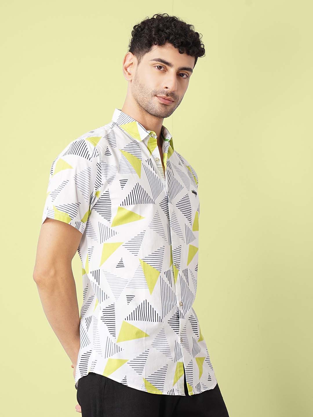 The Indian Garage Co Men Slim Fit Geometric Printed Resortwear Shirt