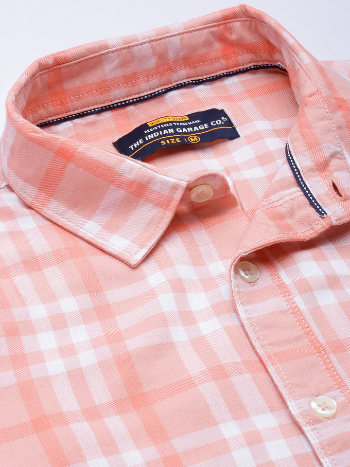 The Indian Garage Co Men Peach-Coloured & White Comfort Fit Checked Casual Shirt