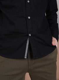 The Indian Garage Co Men Black Slim Fit Solid Pure Cotton Casual Shirt