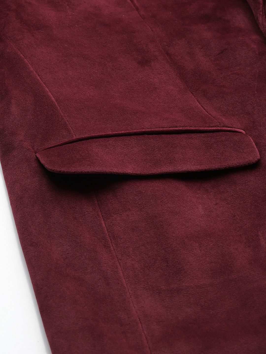 House of Pataudi Notched Lapel Single-Breasted Velvet Finish Jashn Party Blazer