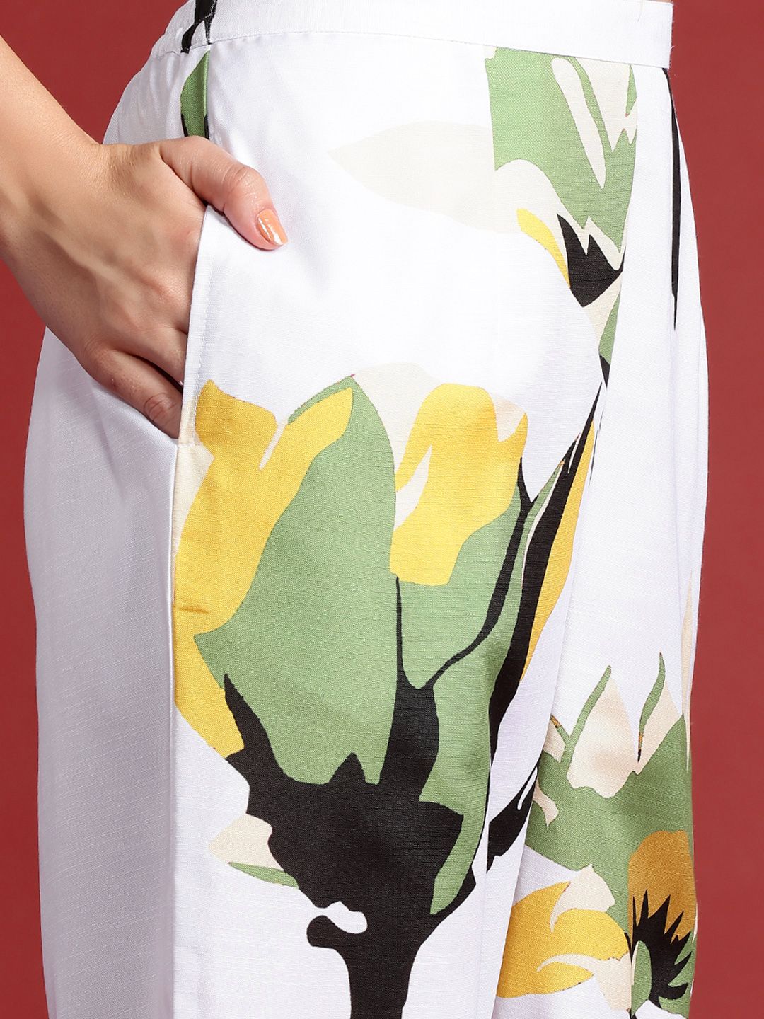 Indo Era Abstract Printed Kurta with Trousers