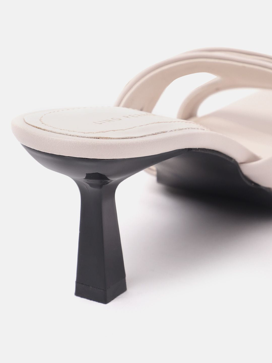 Lino Perros Slim Heels