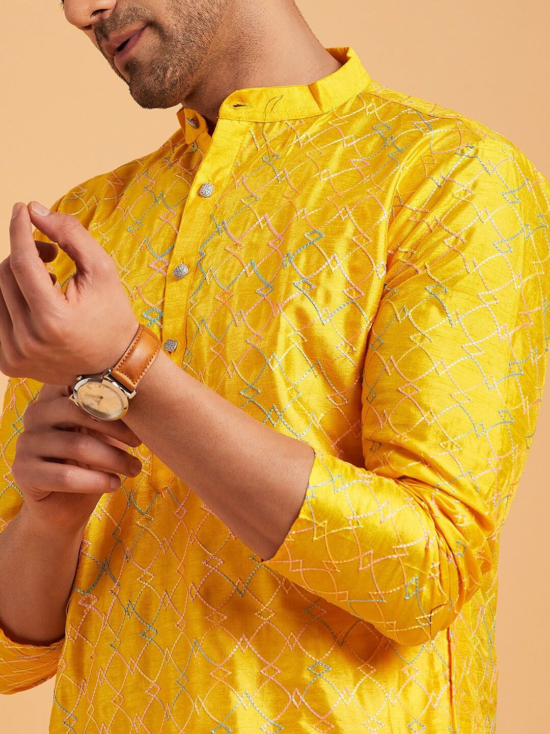 SOJANYA Mandarin Collar Geometric Embroidered Thread Work Silk Cotton Kurta