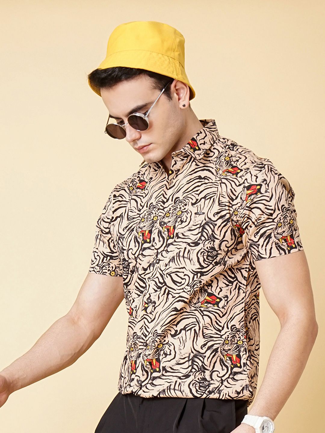 The Indian Garage Co Men Regular Fit Animal Print Resortwear Shirt