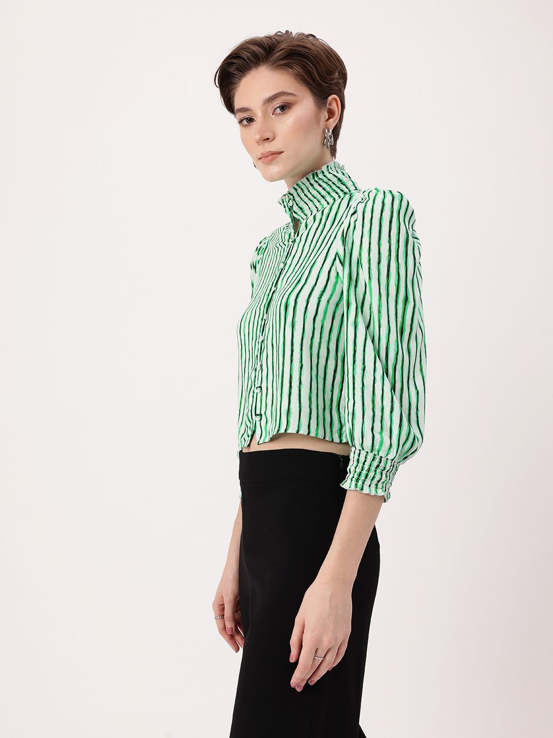 DressBerry Kawaii Core Striped Shirt Style Crop Top