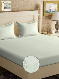 KLOTTHE Hijau Pepejal 300 TC Cotton Blend Dilengkapi Cadar Double King dengan 2 Sarung Bantal