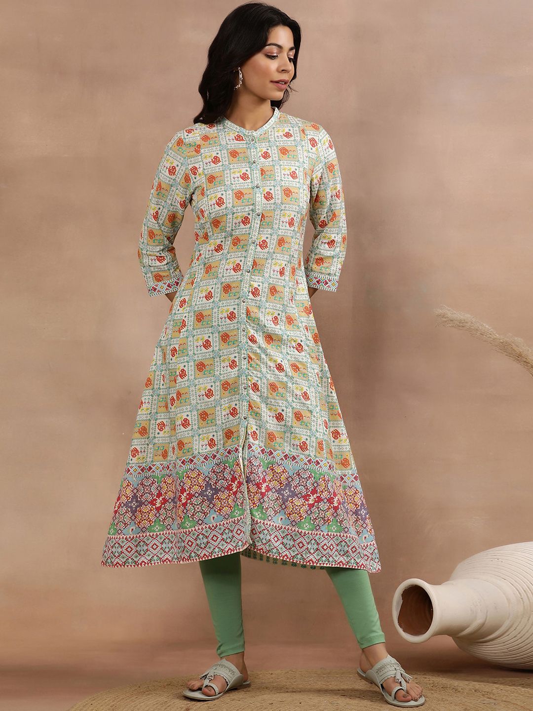W Ethnic Motifs Printed Mandarin Collar A-Line Kurta With Legging