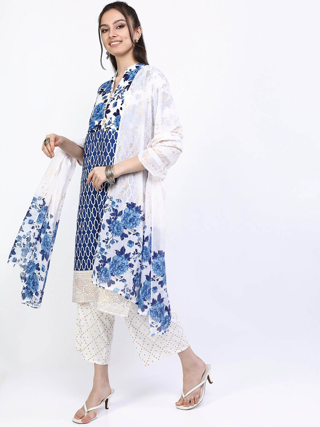 Vishudh Women Blue Floral Printed Kurta with Trousers & With Dupatta
