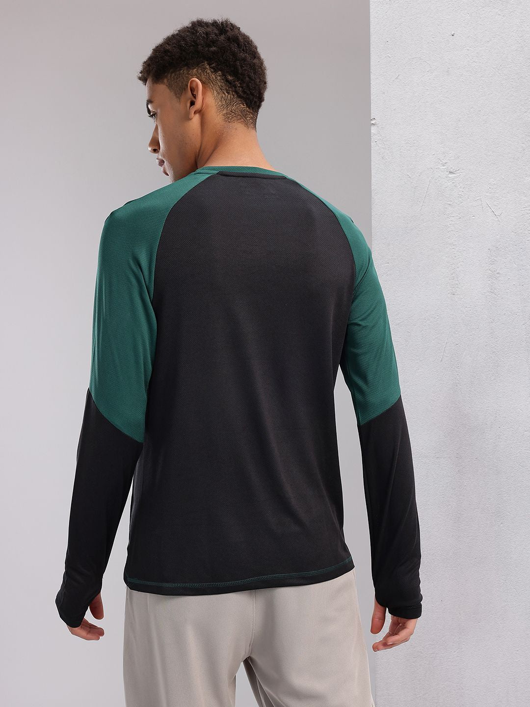 HRX by Hrithik Roshan Colourblocked Sleeves Rapid-Dry Running T-shirt