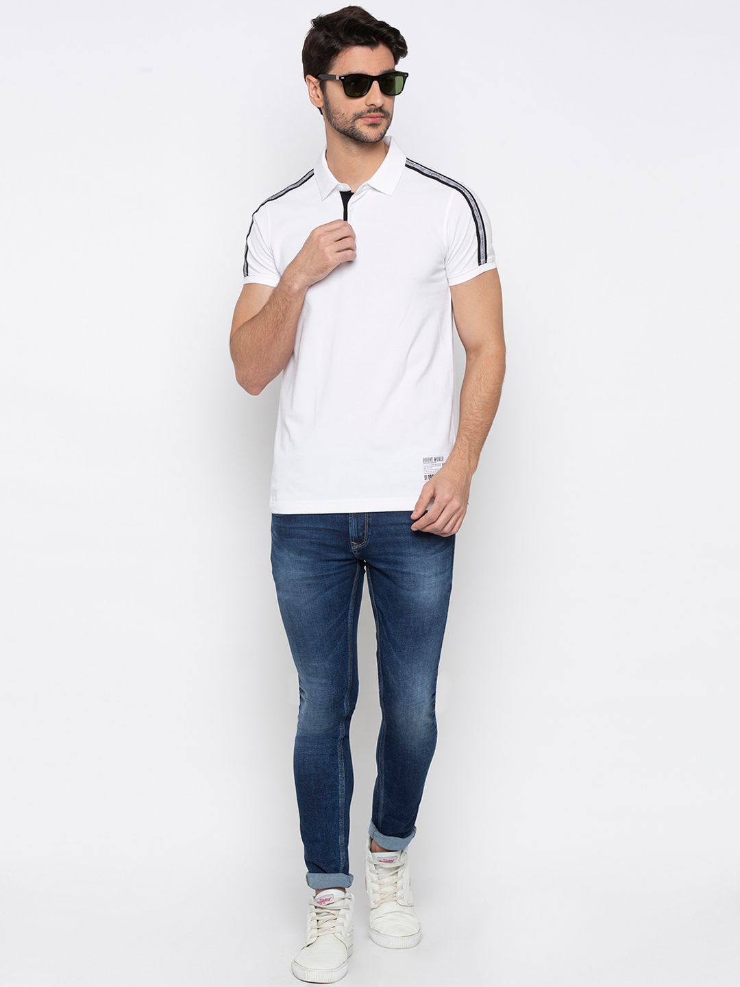 SPYKAR Men White Solid Polo Collar T-shirt