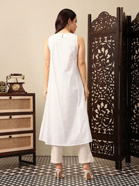 House of Pataudi Sleeveless Thread Work Indie Florals Jashn Kurta