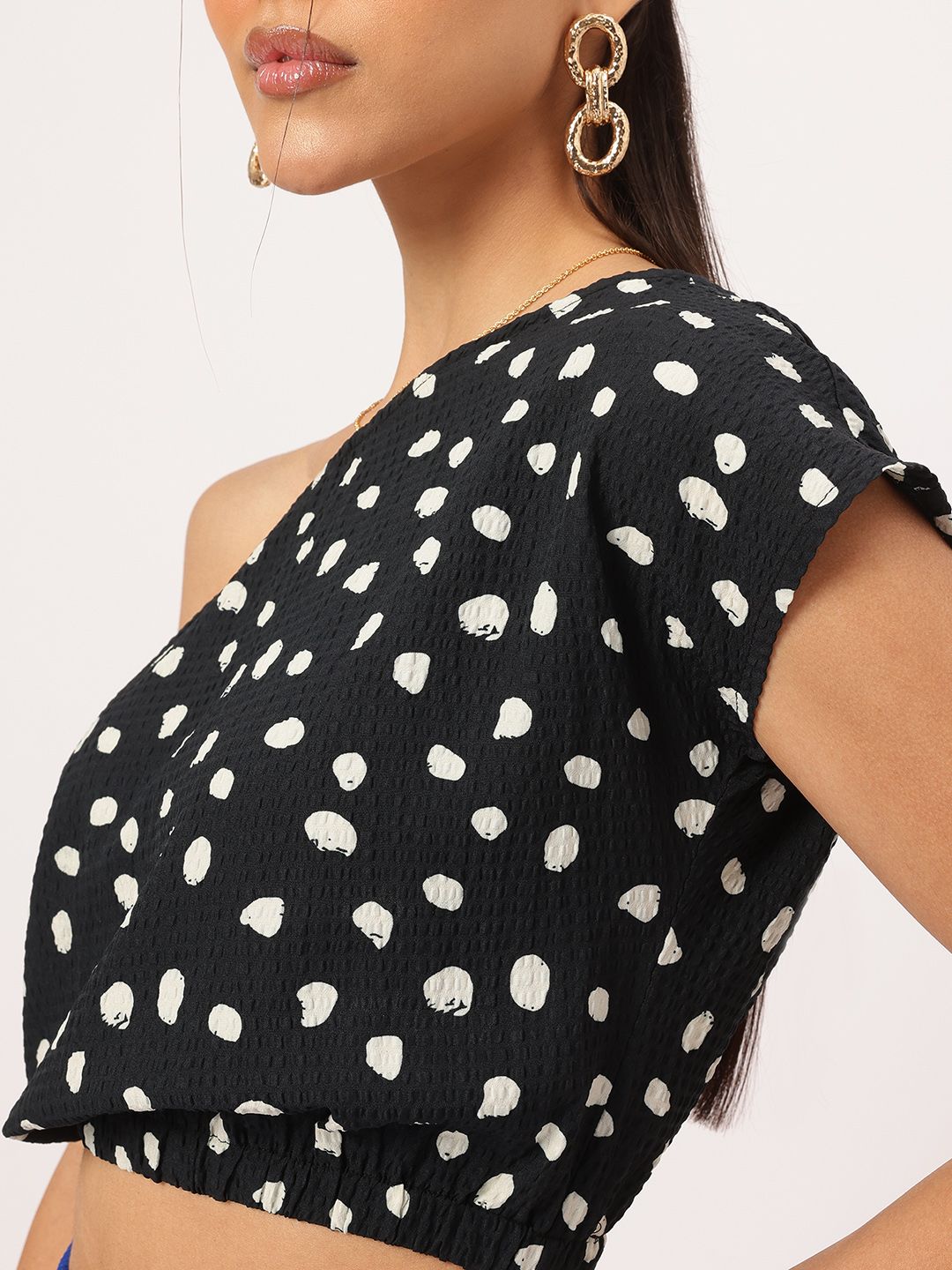 DressBerry Printed One-Shoulder Crop Top
